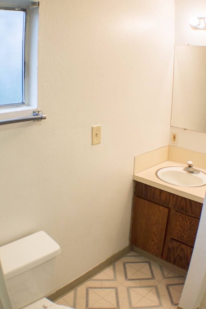 Apartment for rent at 2217-2221 Lee St SE, Salem, OR 97301