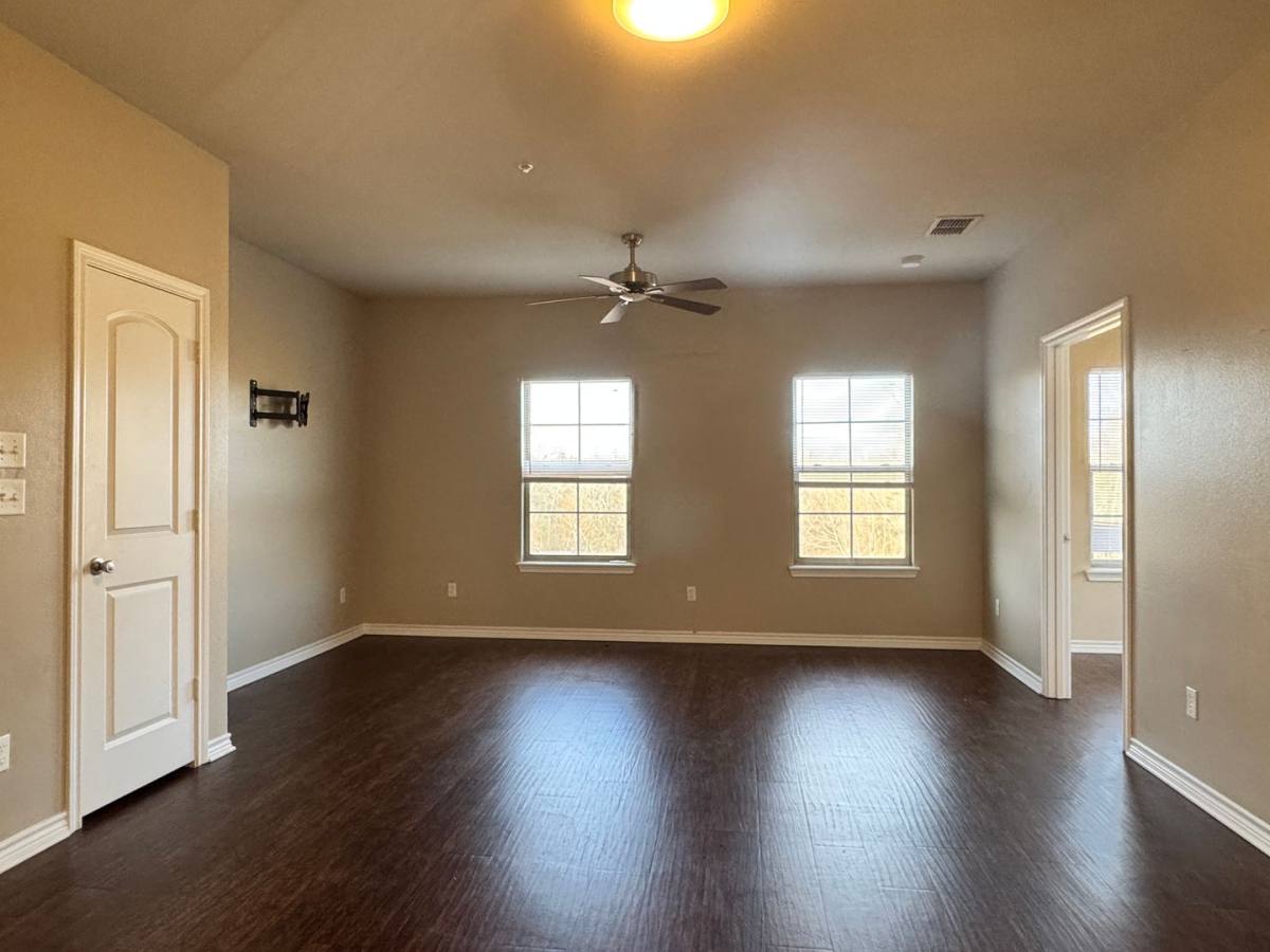 Apartment for rent at 9099 Bellwood Lake Dr, Tyler, TX 75709