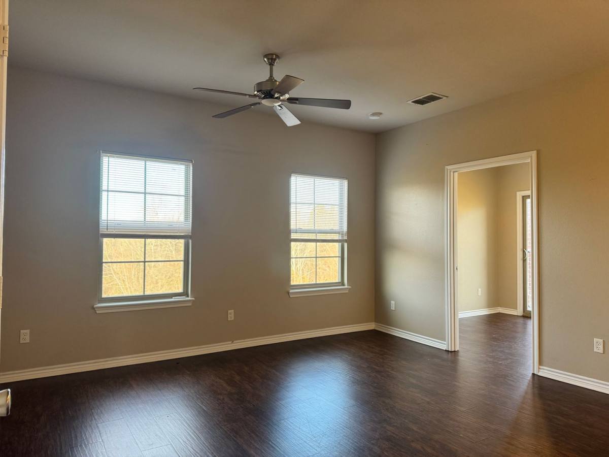 Apartment for rent at 9099 Bellwood Lake Dr, Tyler, TX 75709