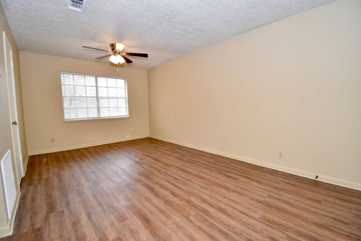 Apartment for rent at 1701 W California Ave, Ruston, LA 71270