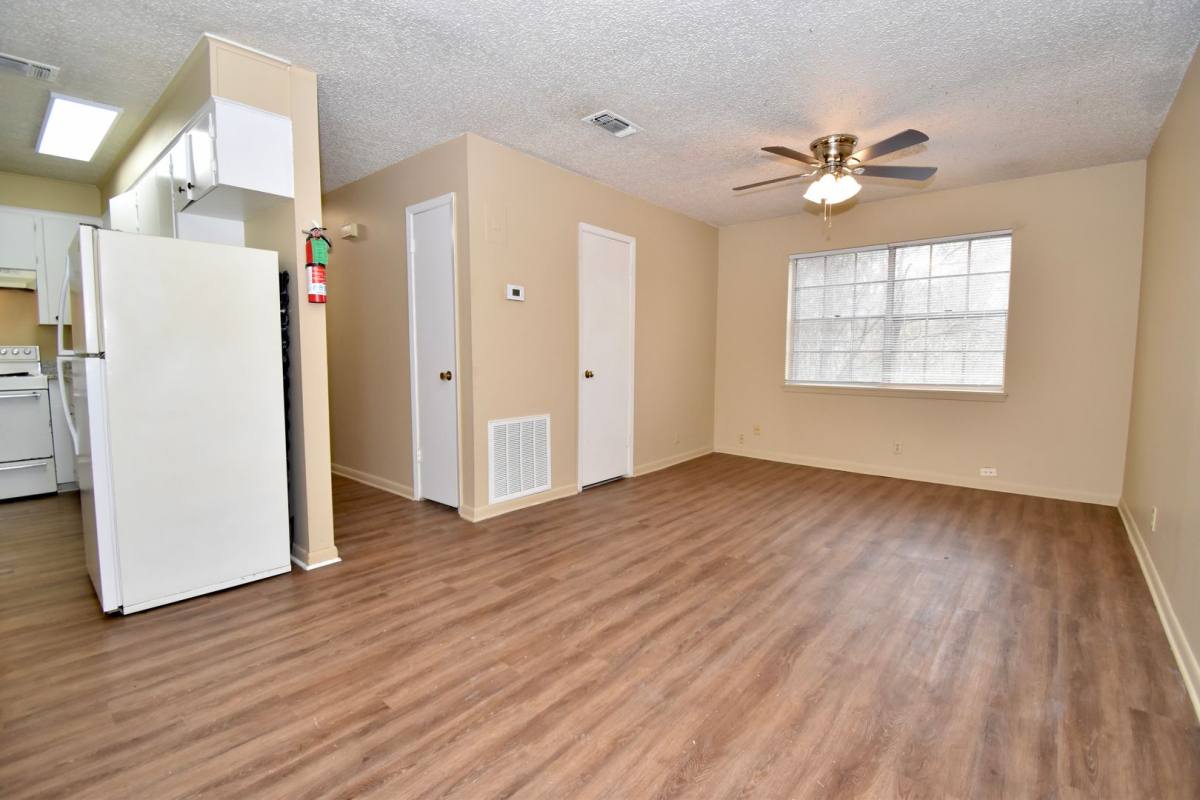 Apartment for rent at 1701 W California Ave, Ruston, LA 71270