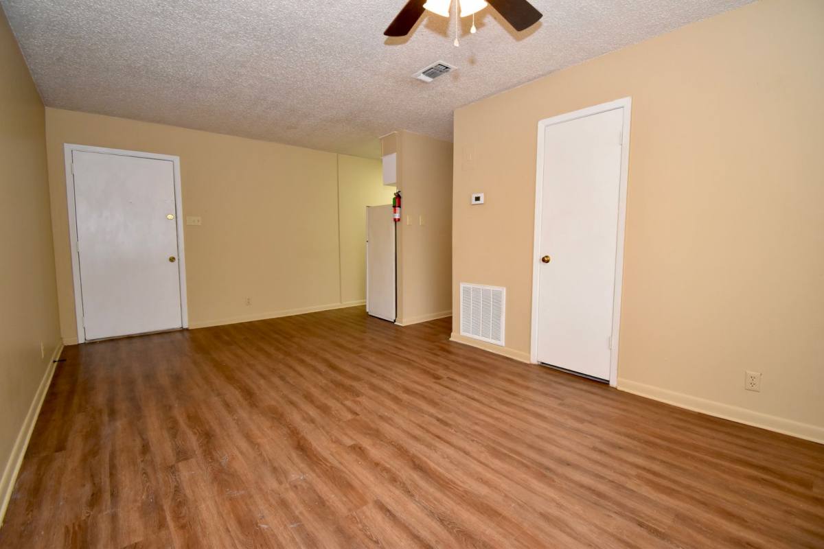 Apartment for rent at 1701 W California Ave, Ruston, LA 71270