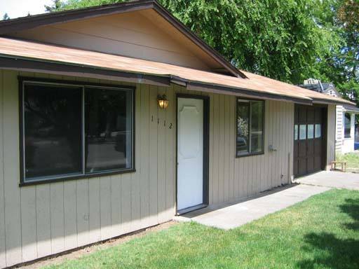 House for rent at 1112 Withington St, Medford, OR 97501