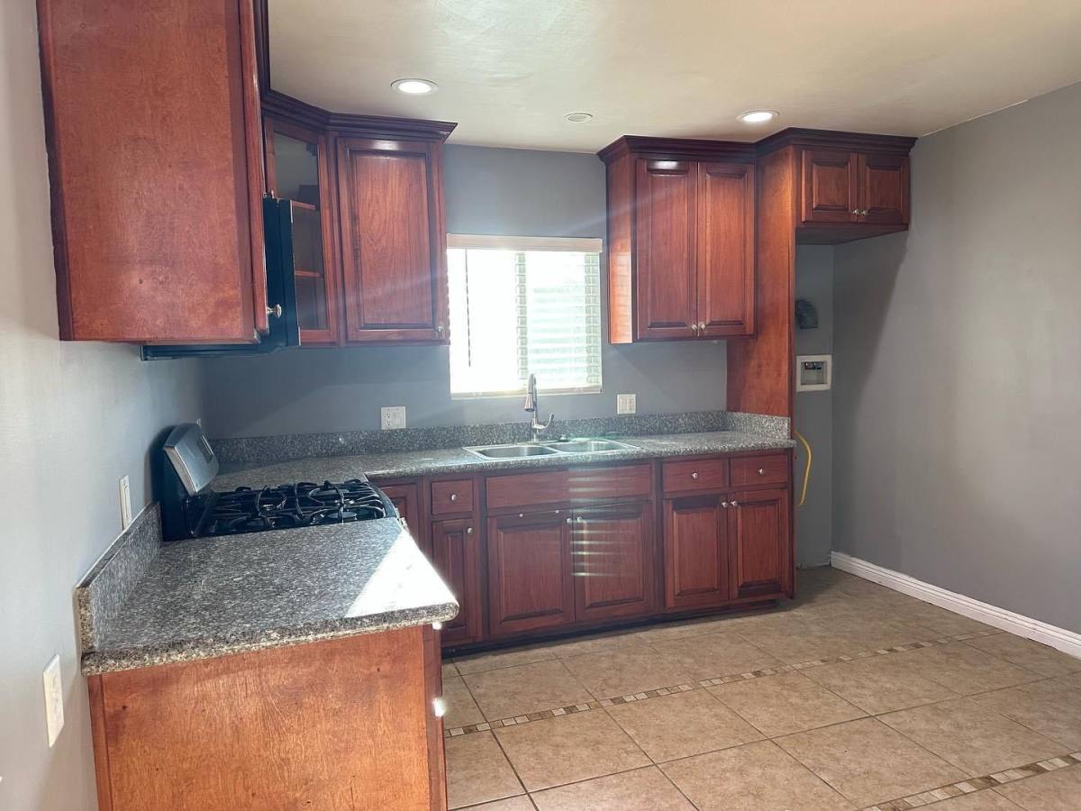 Apartment for rent at 1231 Ronan Ave, Wilmington, CA 90744