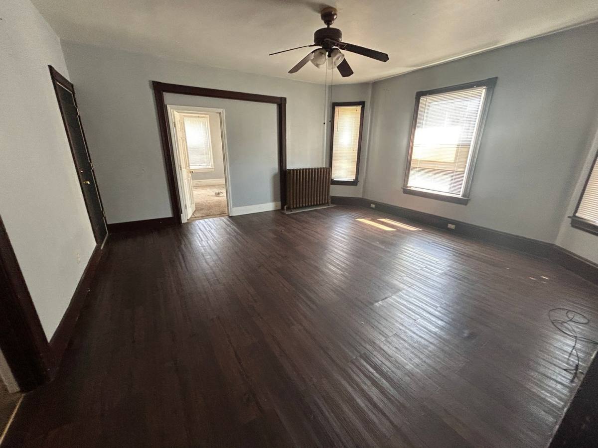 Apartment for rent at 91-93 Kelley St, Manchester, NH 03102