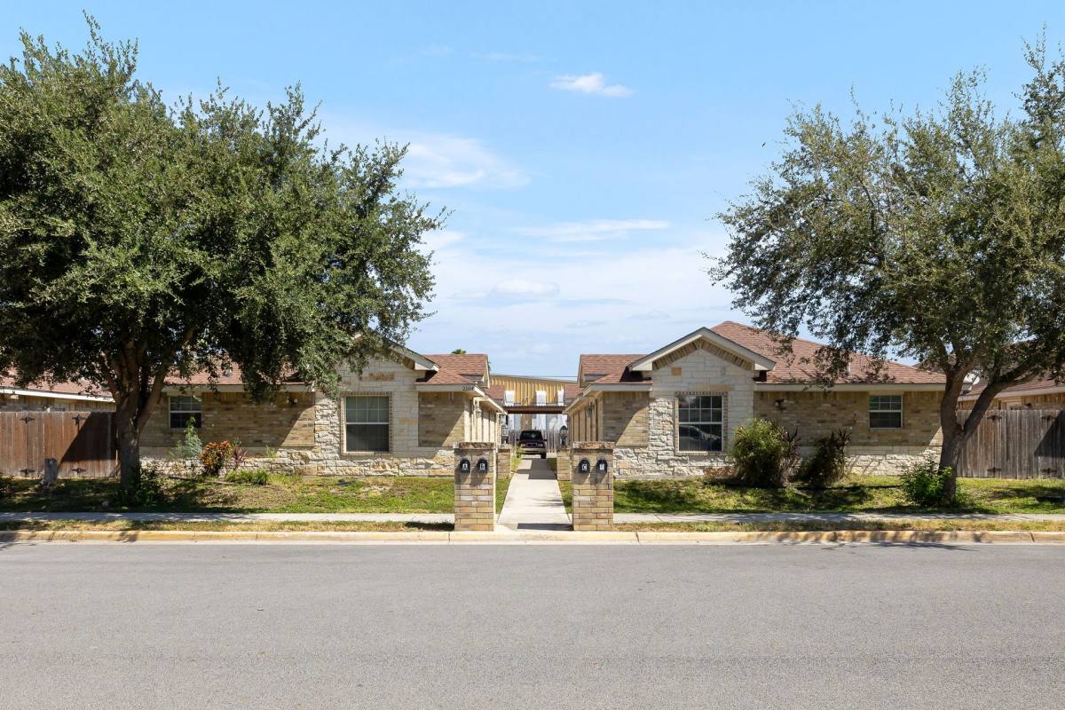Apartment for rent at 2100 Kerria Ave, McAllen, TX 78501