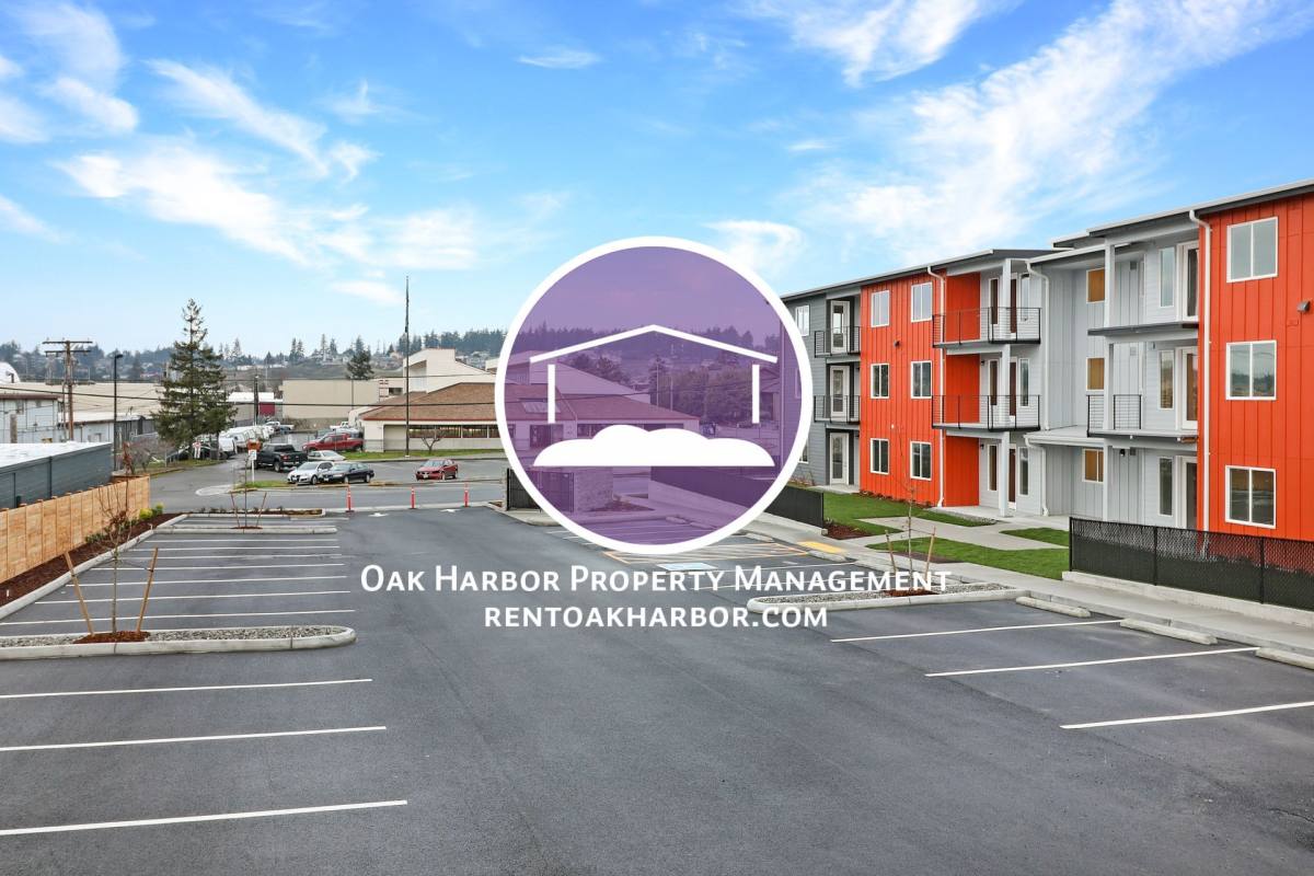 Apartment for rent at 435 SE Barrington Dr, Oak Harbor, WA 98277