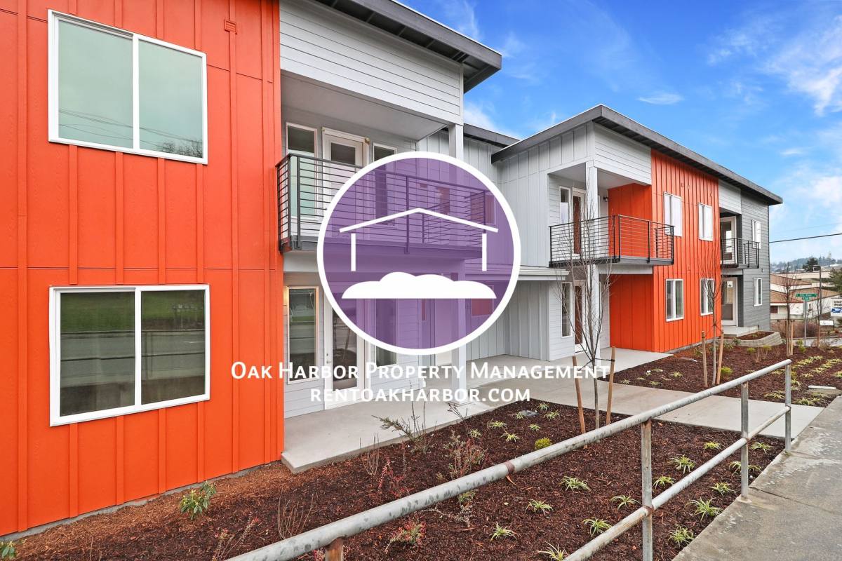 Apartment for rent at 435 SE Barrington Dr, Oak Harbor, WA 98277