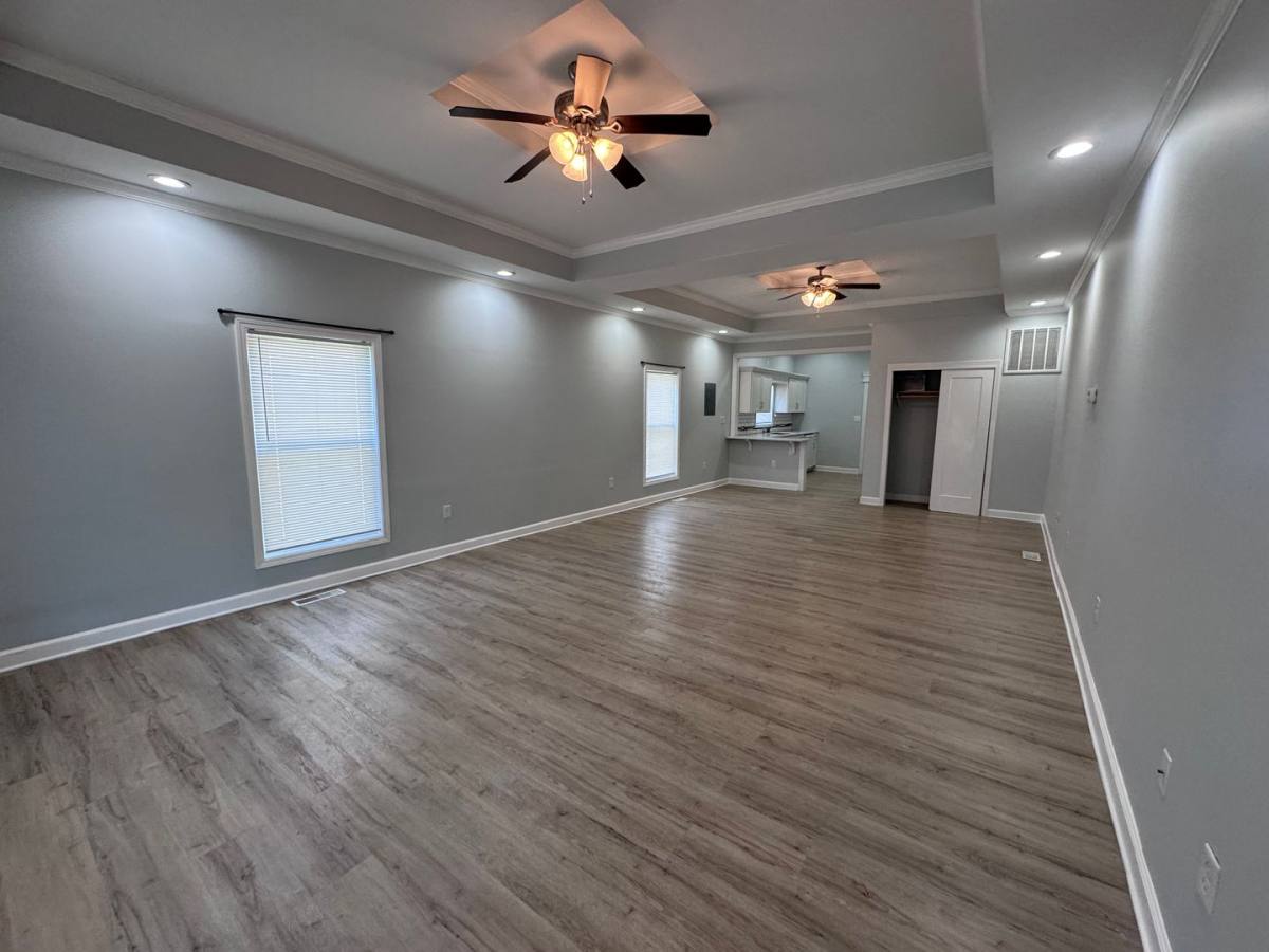 Apartment for rent at 2016 Guthrie Ave, Paducah, KY 42003