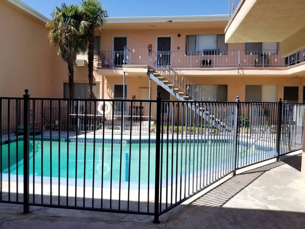 Apartment for rent at 10121 Samoa Ave, Tujunga, CA 91042