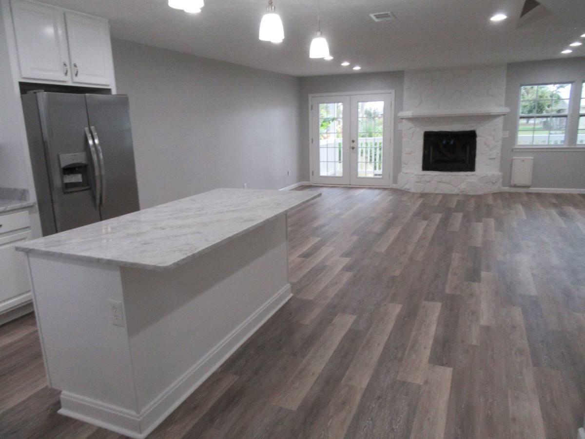Townhouse for rent at 1345 Capri Dr, Panama City, FL 32405
