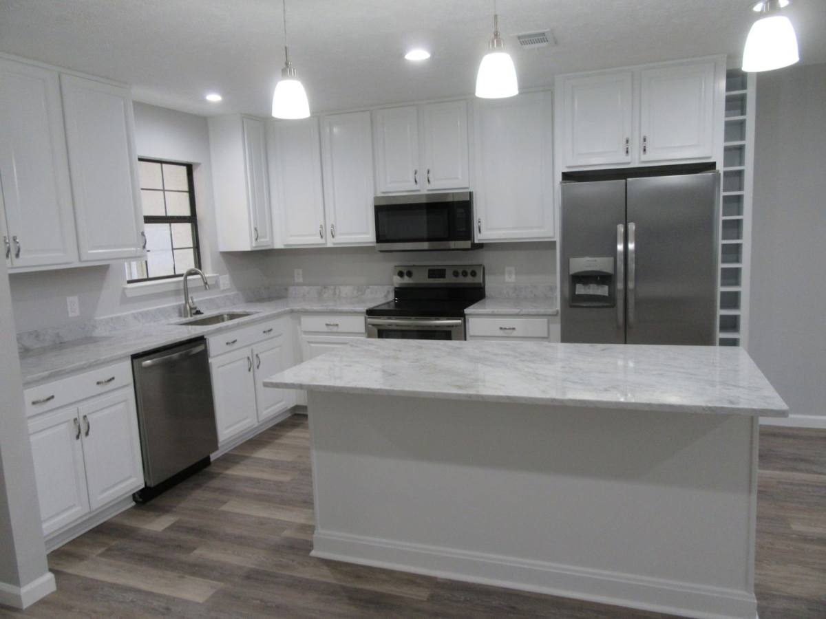 Townhouse for rent at 1345 Capri Dr, Panama City, FL 32405