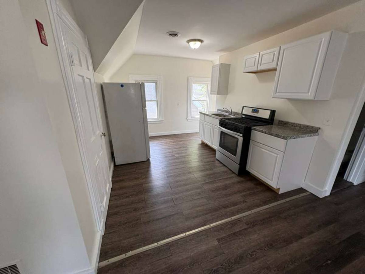 Apartment for rent at 745 George St, New Haven, CT 06511