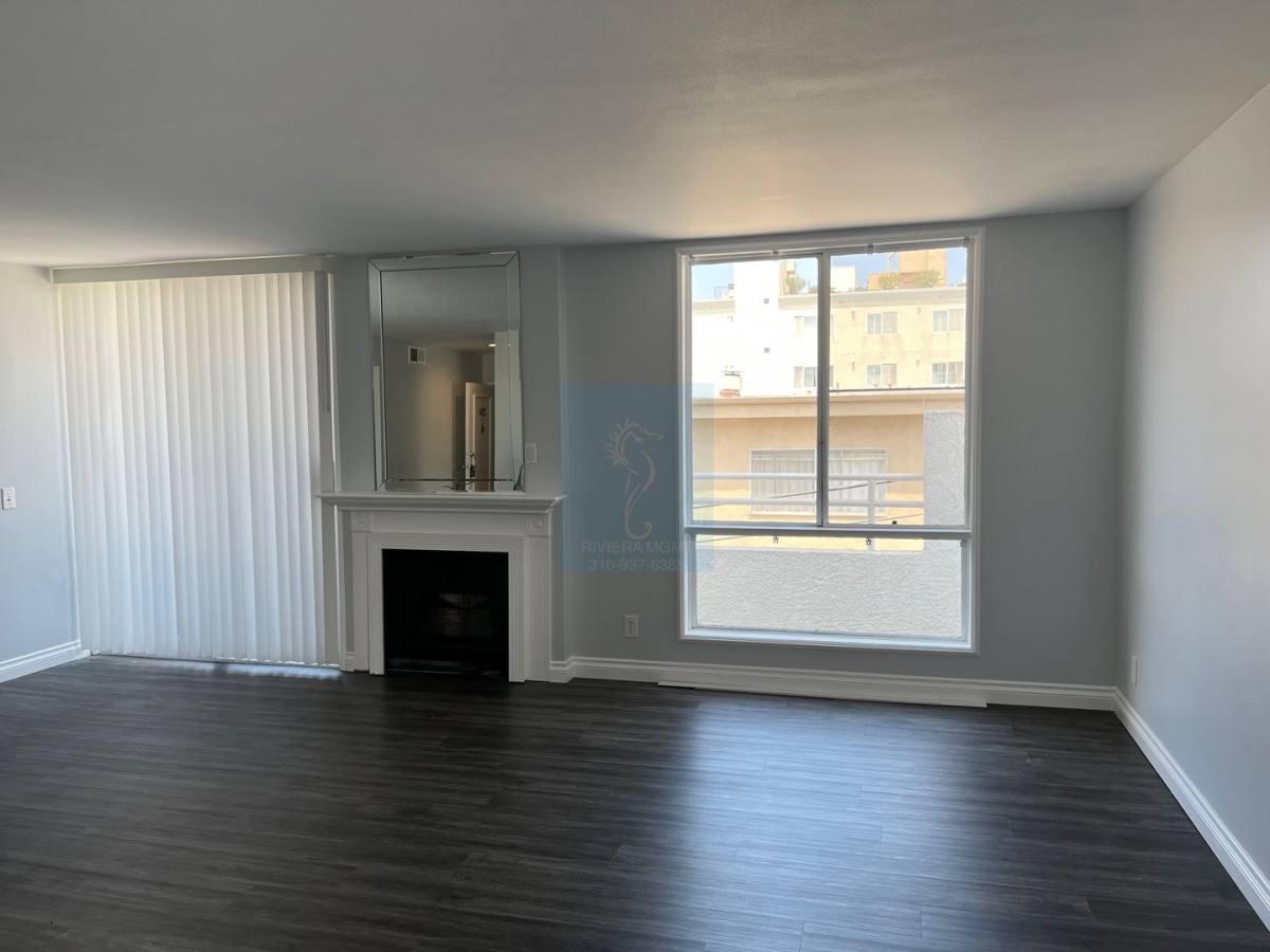 Apartment for rent at 11857 Texas Ave, Los Angeles, CA 90025