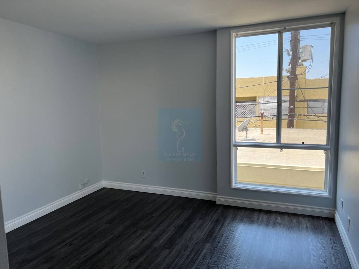 Apartment for rent at 11857 Texas Ave, Los Angeles, CA 90025