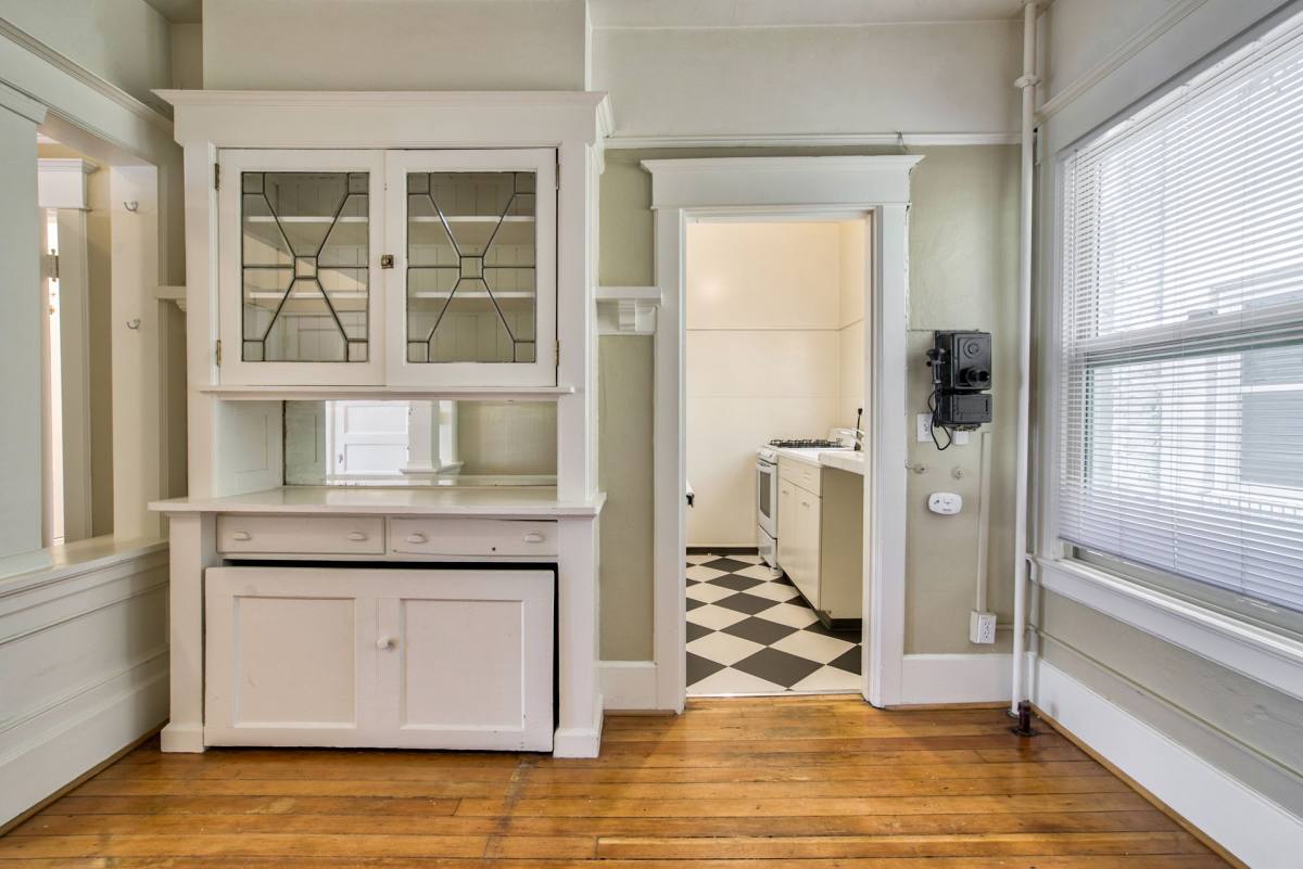 Apartment for rent at 104 NW 20th Ave, Portland, OR 97209