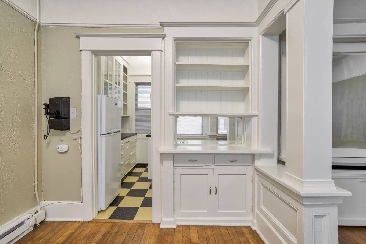 Apartment for rent at 104 NW 20th Ave, Portland, OR 97209