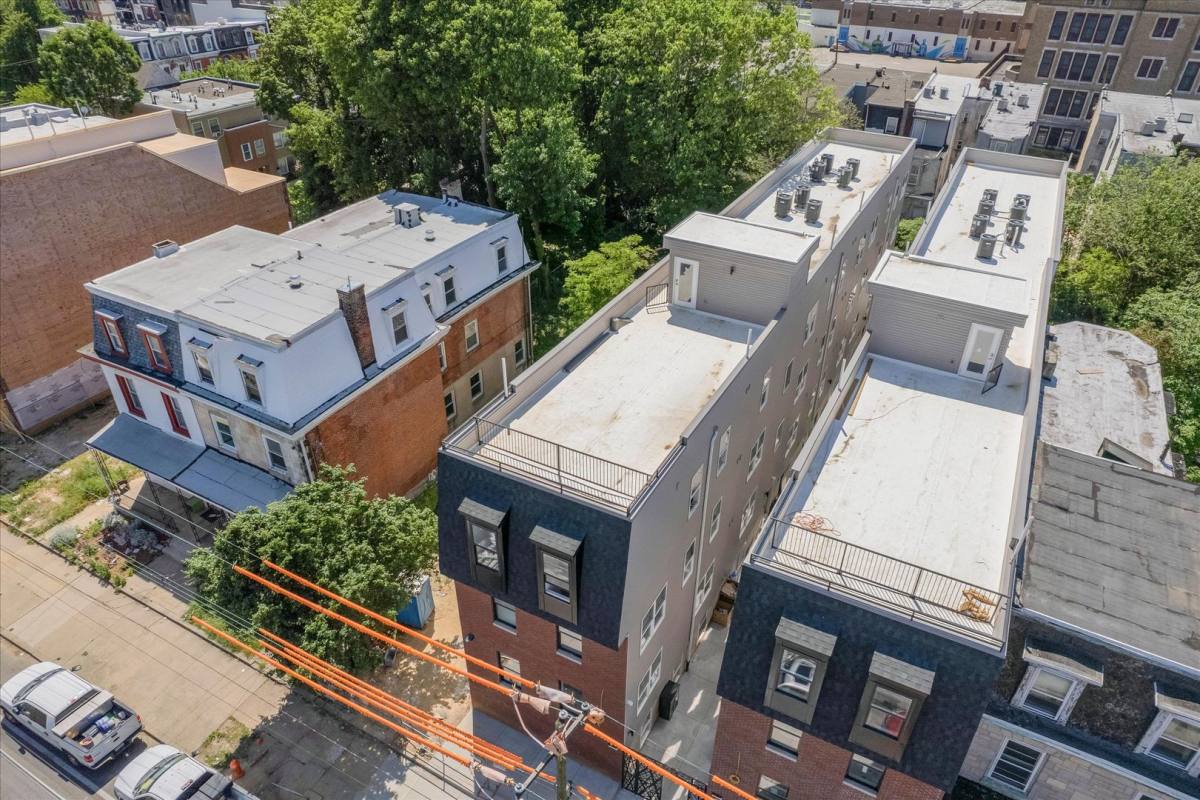 Apartment for rent at 746 N 40th St, Philadelphia, PA 19104