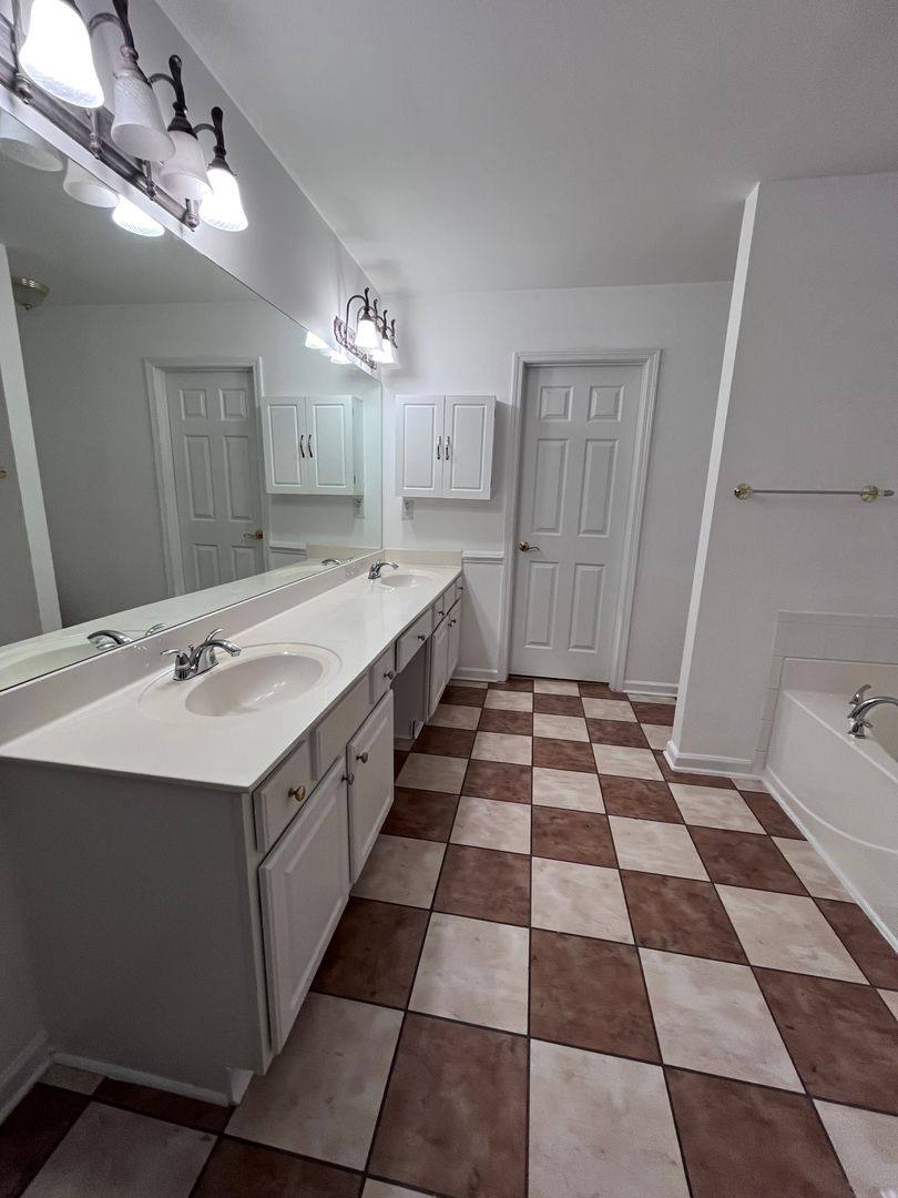 House for rent at 4066 Parkway Circle, Duluth, GA 30096