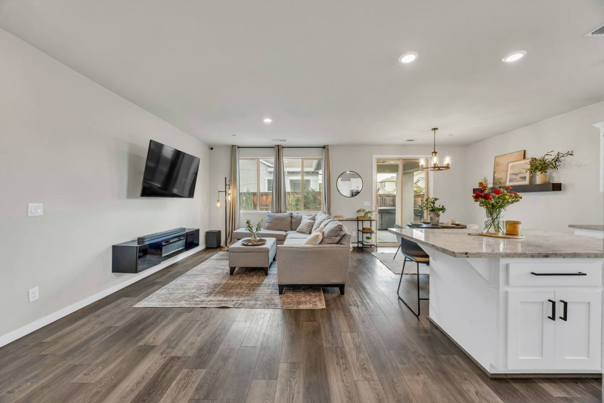 House for rent at 800 Daggerwing Court, Roseville, CA 95747