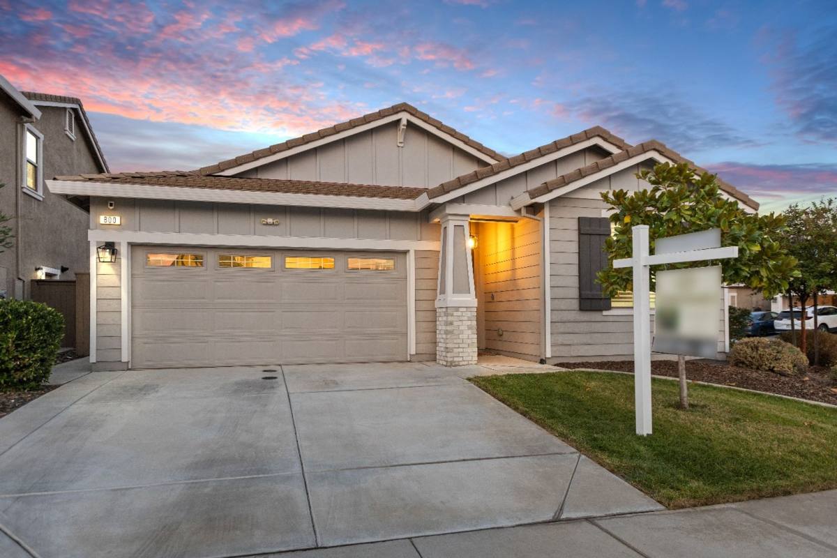 House for rent at 800 Daggerwing Court, Roseville, CA 95747