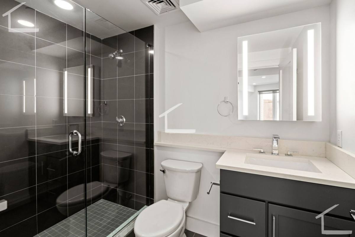House for rent at 446 Hichborn St, Brighton, MA 02135