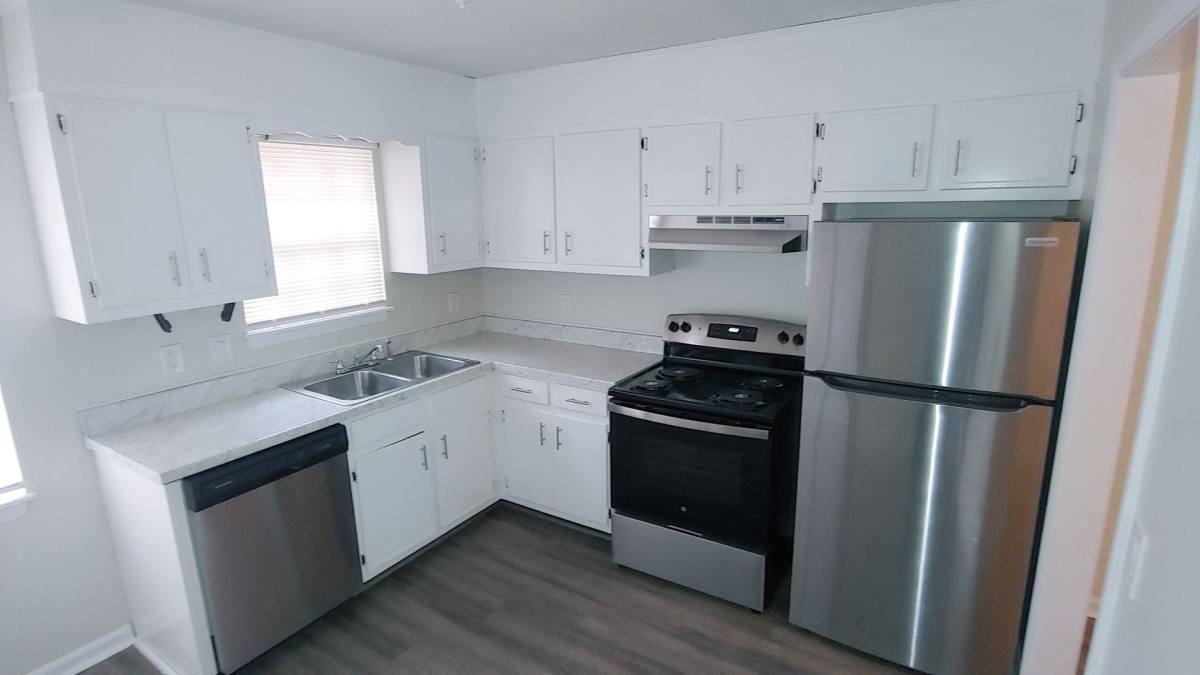Apartment for rent at 404 8th Ave NE, Tuscaloosa, AL 35404