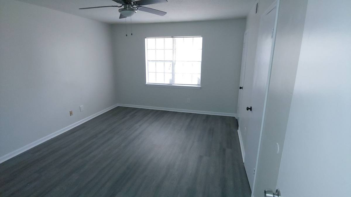 Apartment for rent at 404 8th Ave NE, Tuscaloosa, AL 35404