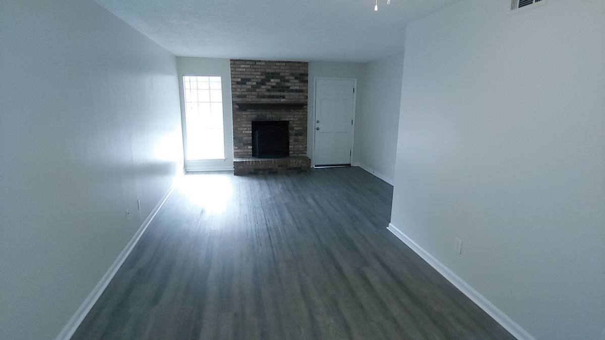 Apartment for rent at 404 8th Ave NE, Tuscaloosa, AL 35404