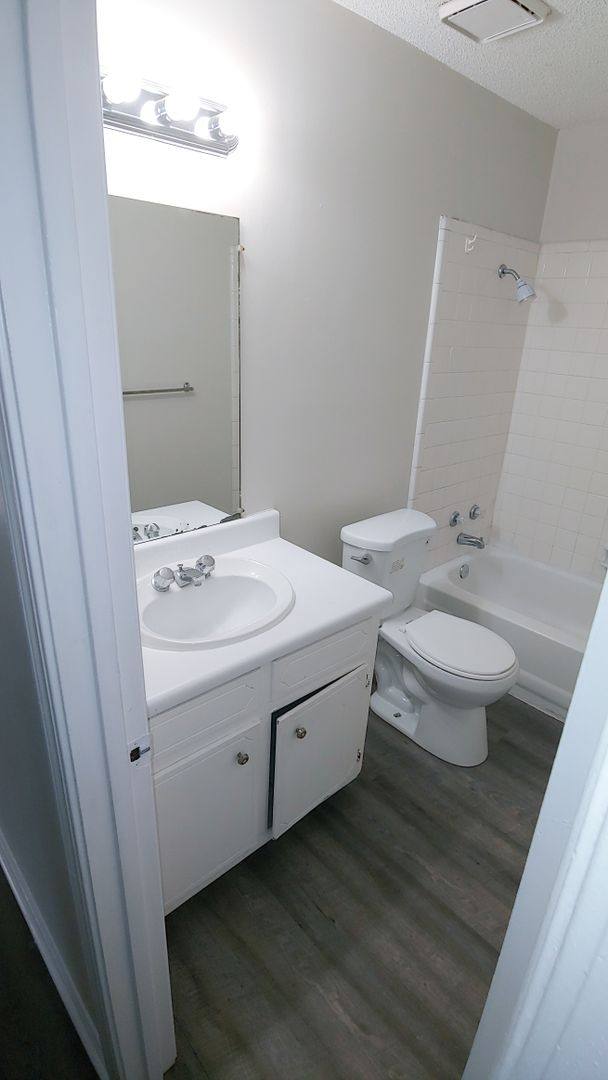 Apartment for rent at 404 8th Ave NE, Tuscaloosa, AL 35404