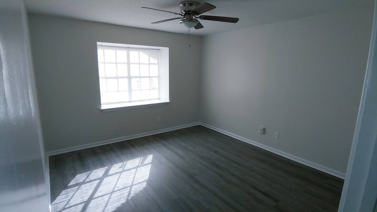 Apartment for rent at 404 8th Ave NE, Tuscaloosa, AL 35404