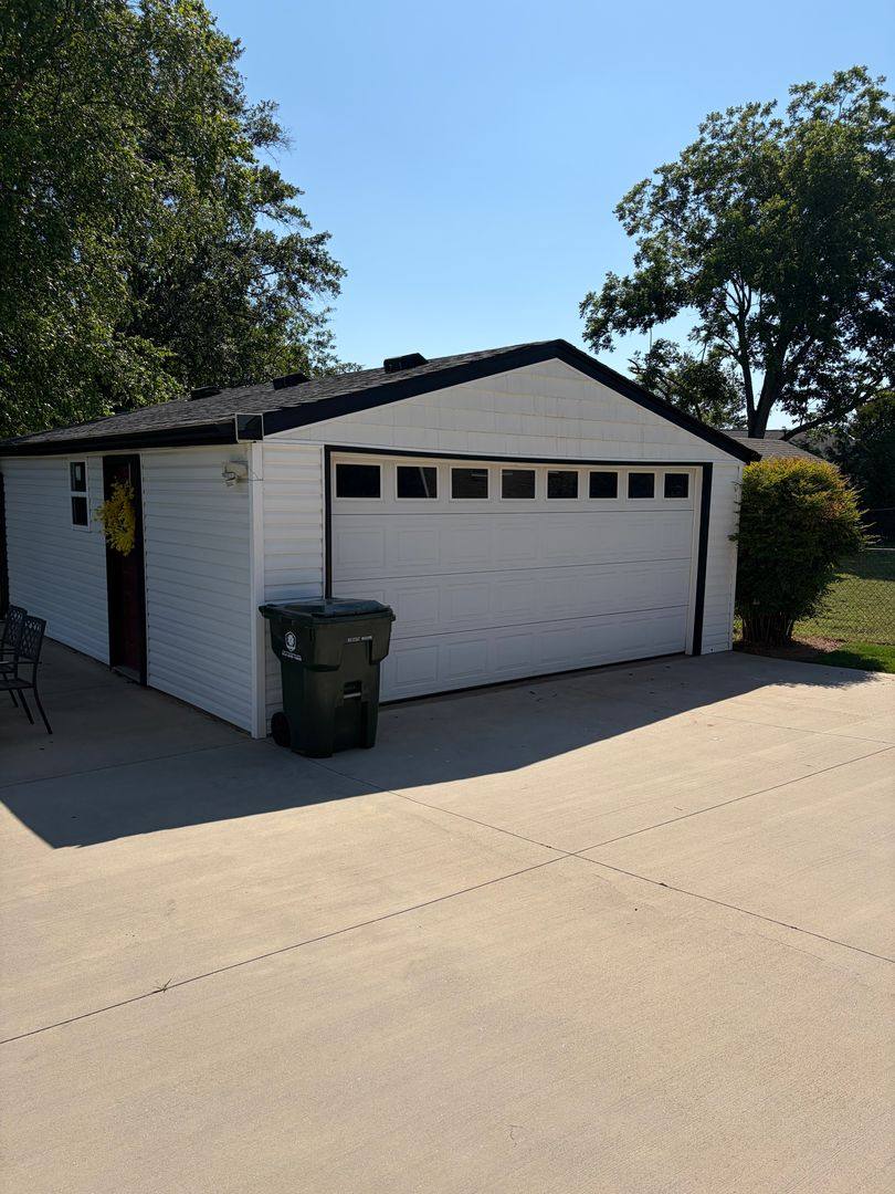 House for rent at 202 Roscoe Dr, Greer, SC 29651
