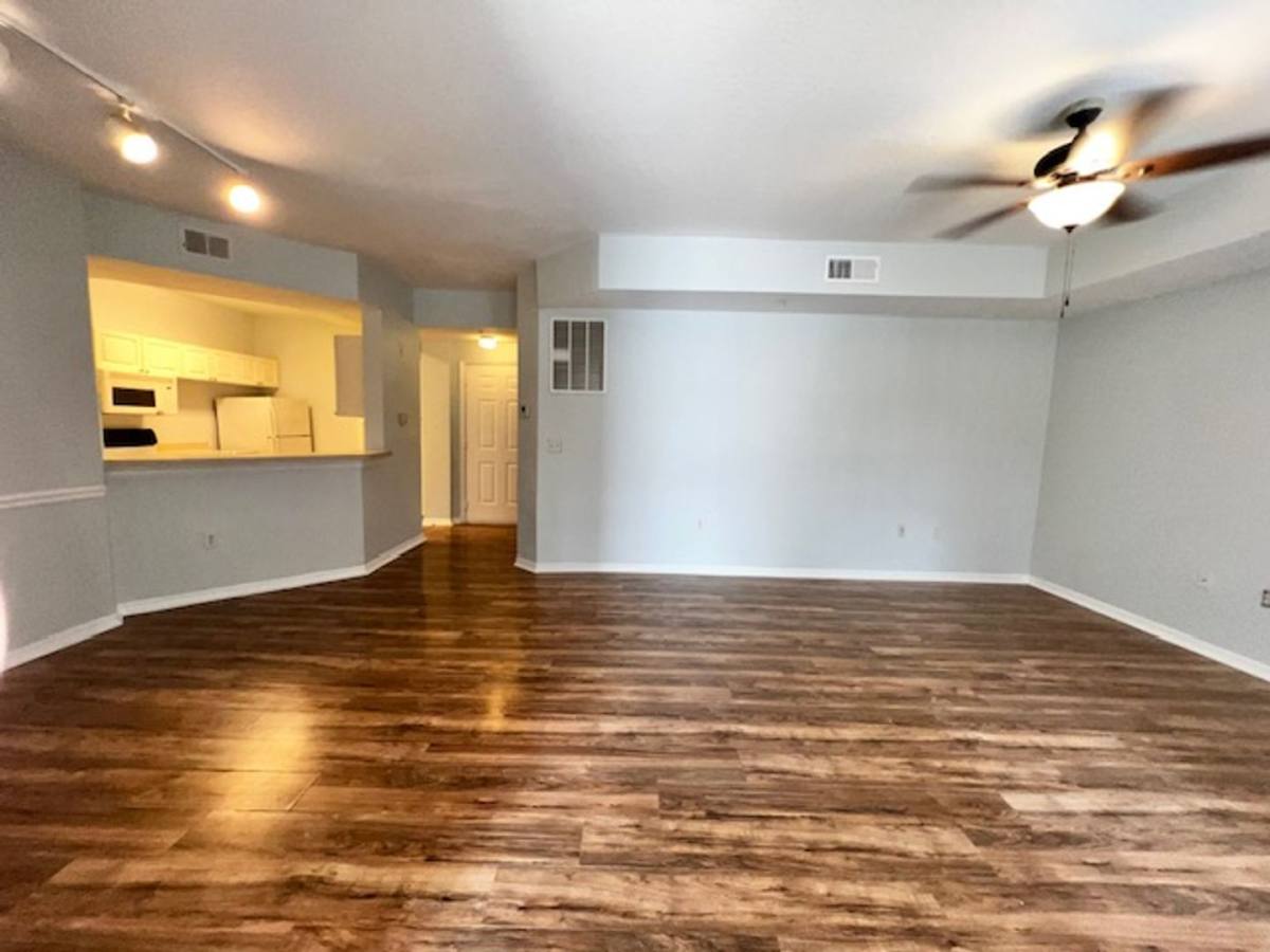Condo for rent at 5554 Metrowest Blvd Bldg #4, Orlando, FL 32811