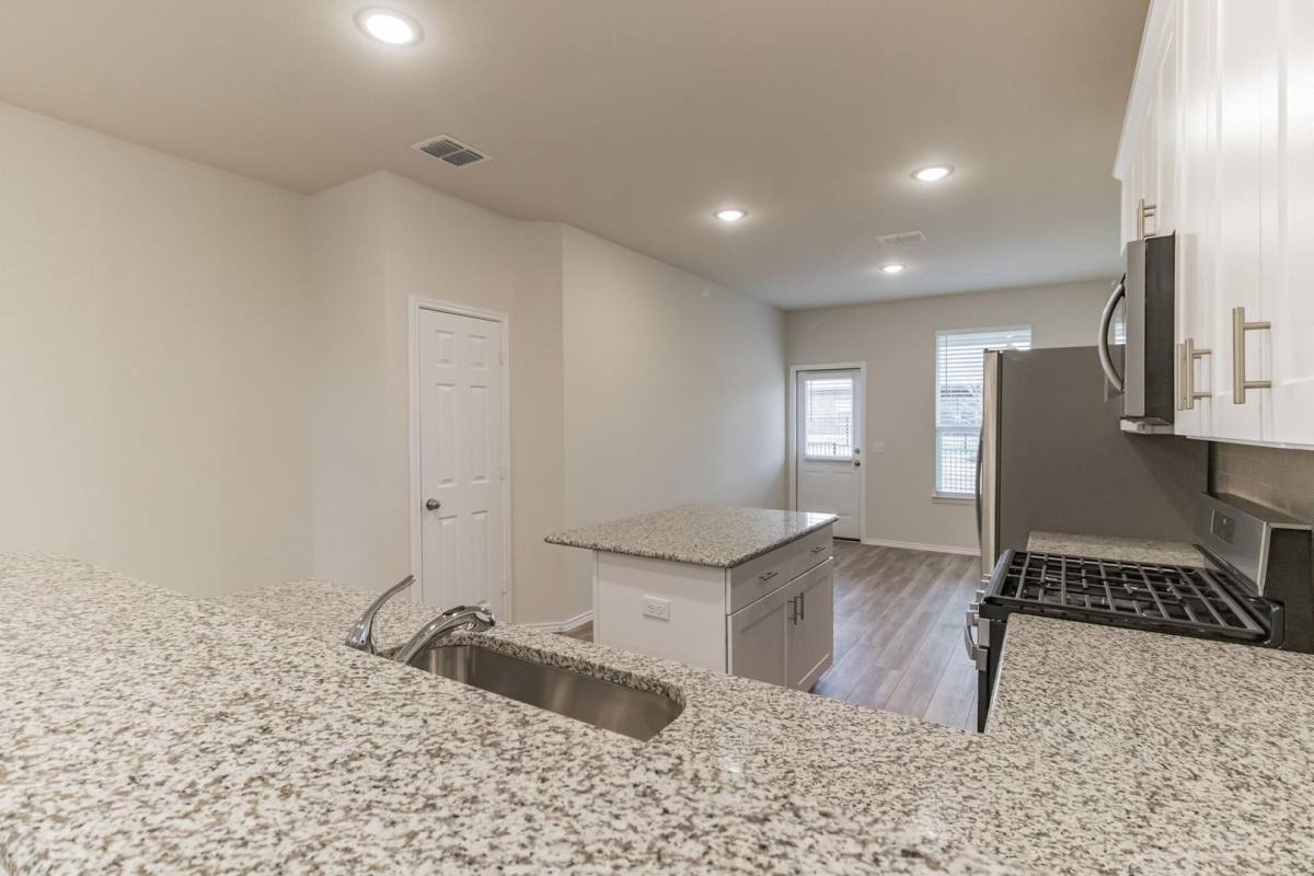 House for rent at 804 Cormorant St, Princeton, TX 75407