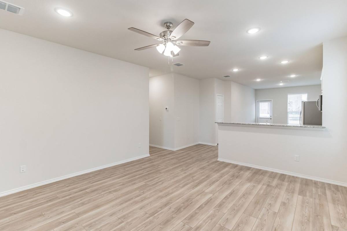 House for rent at 804 Cormorant St, Princeton, TX 75407