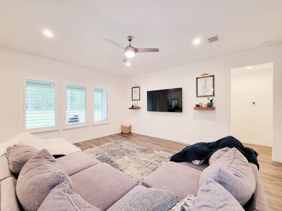 House for rent at 129 Jim Hall Lane, New Waverly, TX 77358