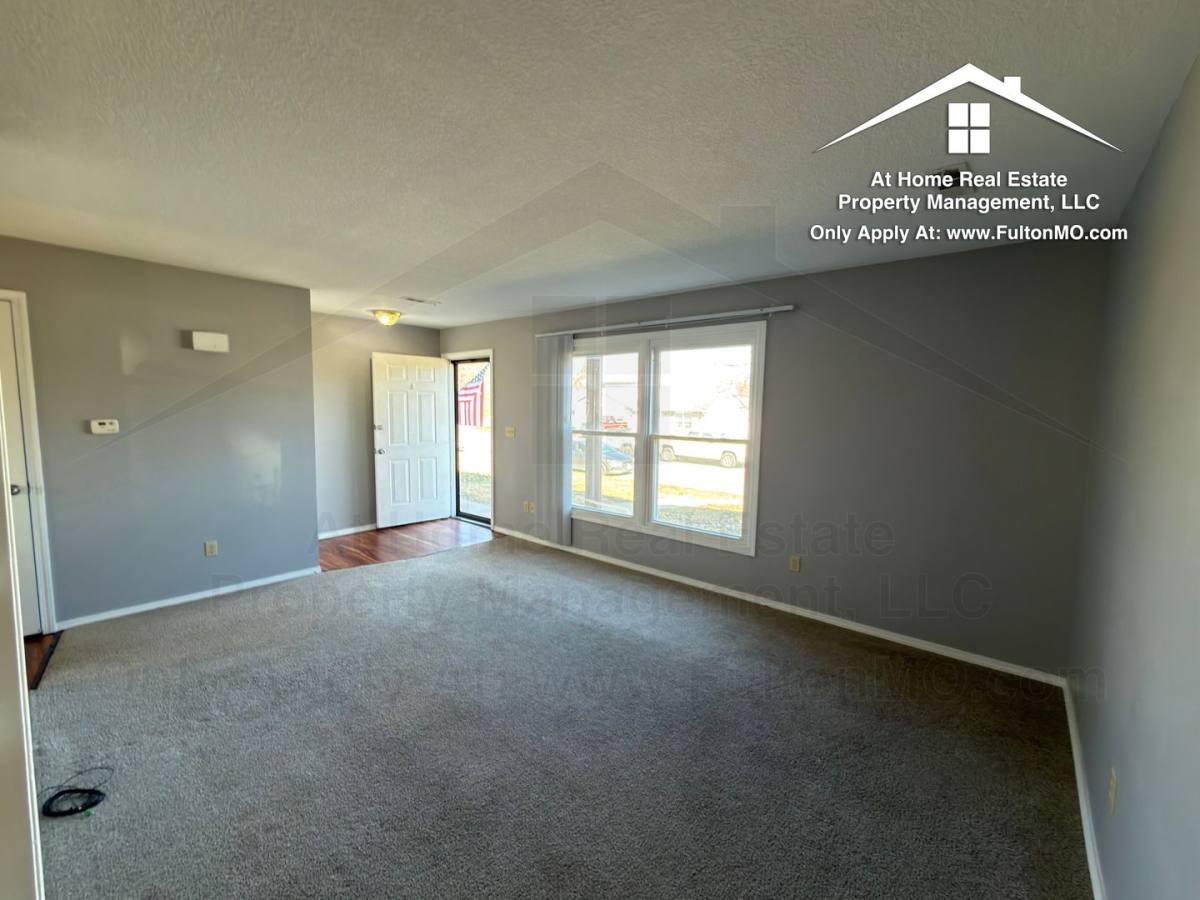 Townhouse for rent at 1904 Springdale Court, Mexico, MO 65265