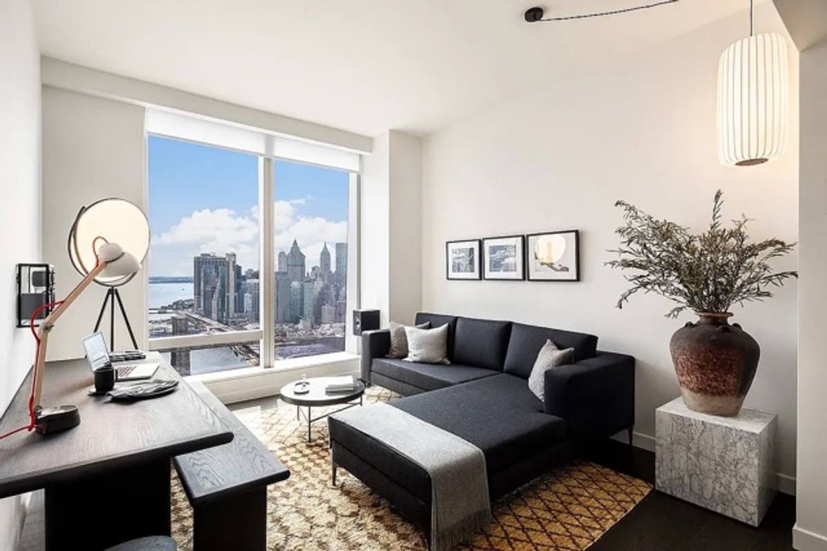 Apartment for rent at 252 Cherry St, New York, NY 10002
