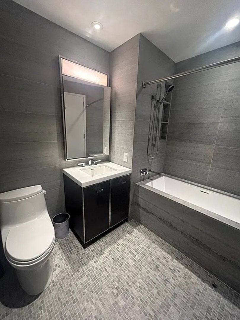 Apartment for rent at 252 Cherry St, New York, NY 10002