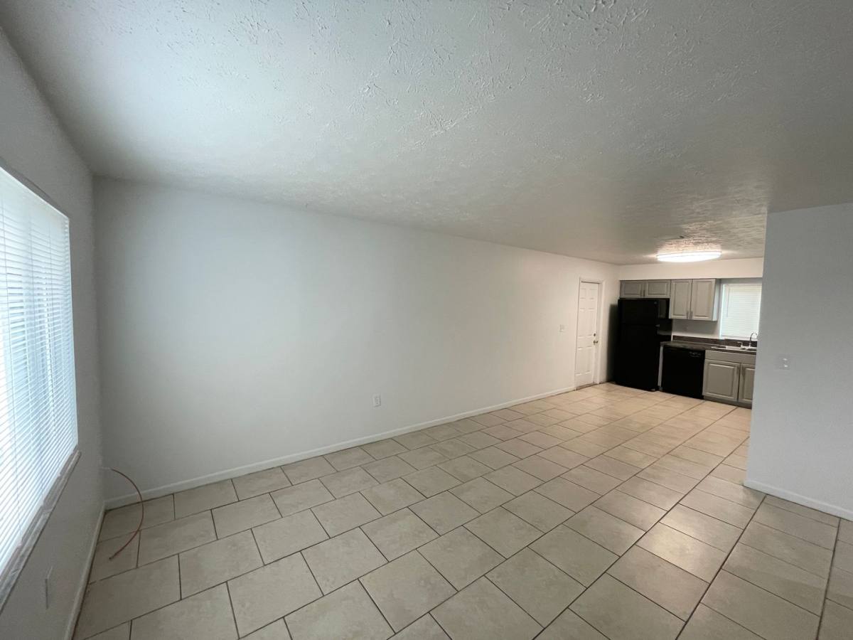 Townhouse for rent at 8731 N 50th St, Tampa, FL 33617