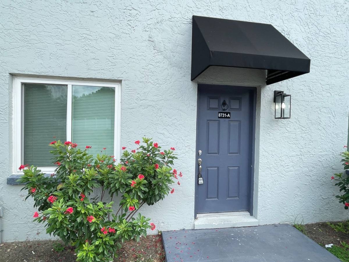 Townhouse for rent at 8731 N 50th St, Tampa, FL 33617