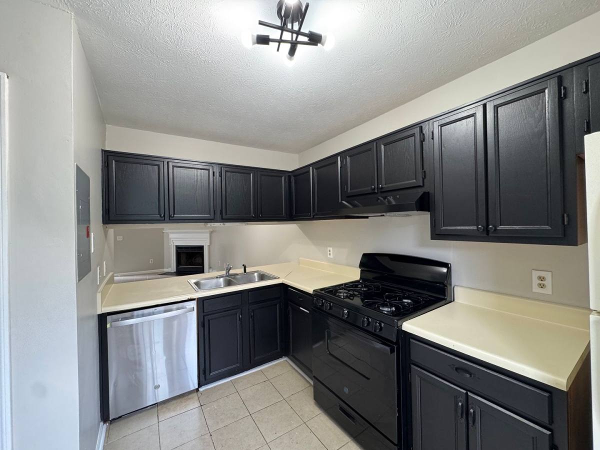 Townhouse for rent at 3508 Ashley Station Dr, Marietta, GA 30008