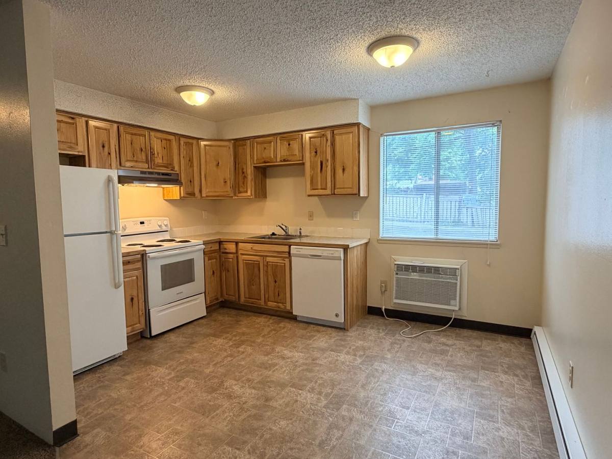 Apartment for rent at 601 N Baker, East Wenatchee, WA 98802