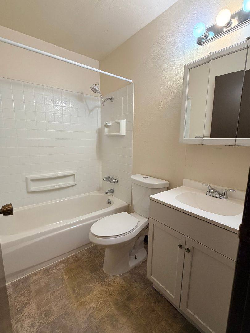 Apartment for rent at 601 N Baker, East Wenatchee, WA 98802