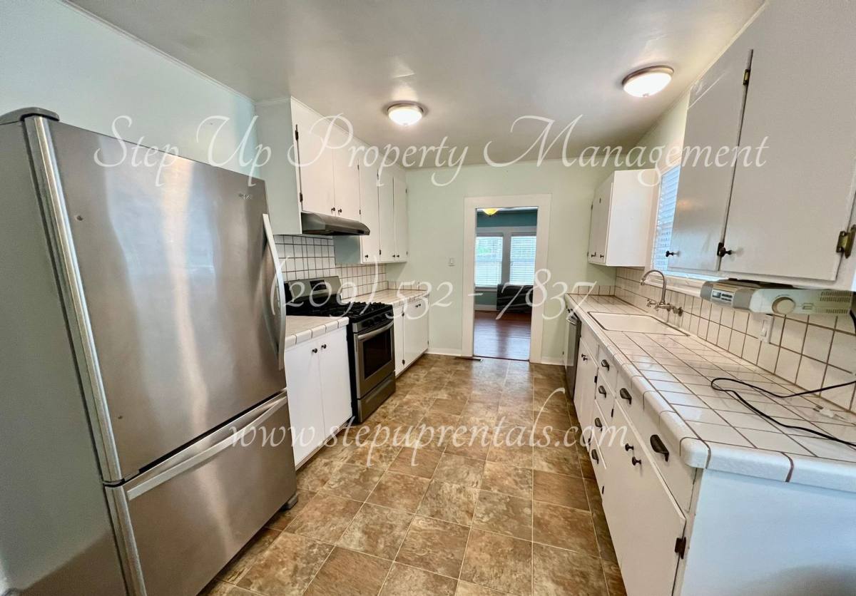 House for rent at 273 Lyons St, Sonora, CA 95370