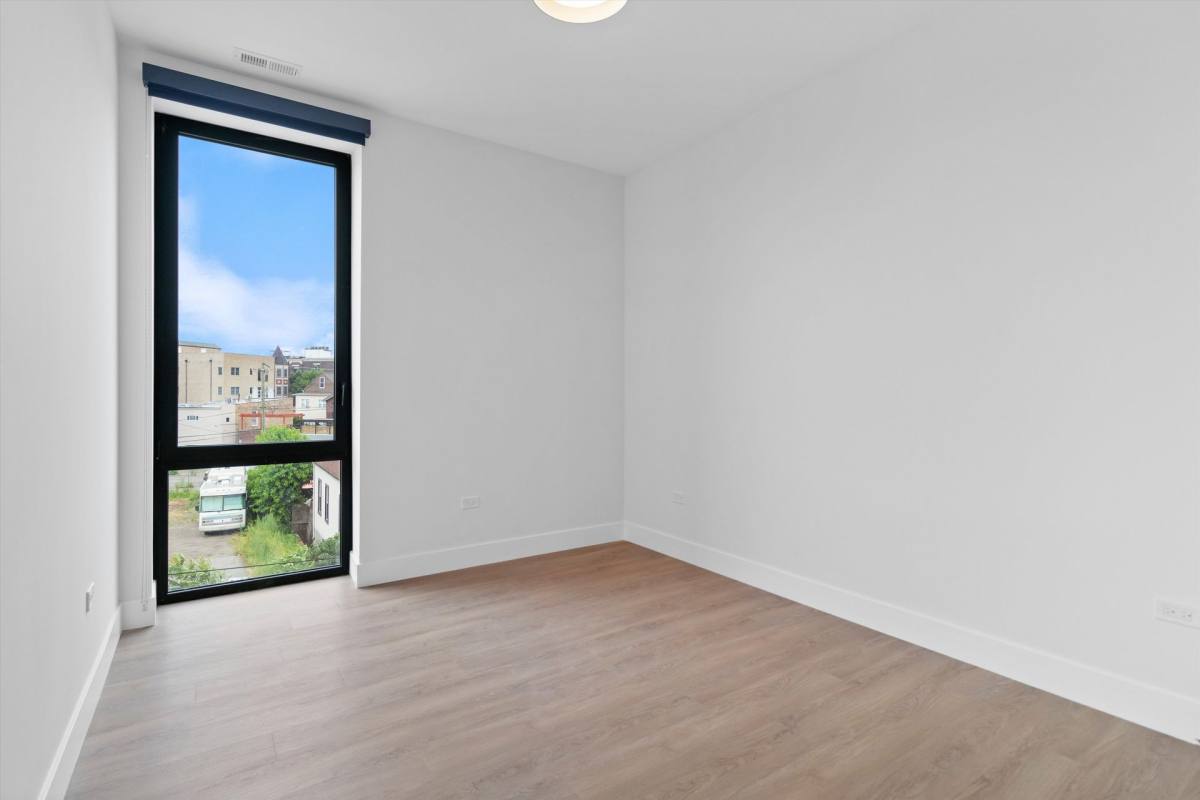 Apartment for rent at 3140 N Clybourn Ave, Chicago, IL 60618