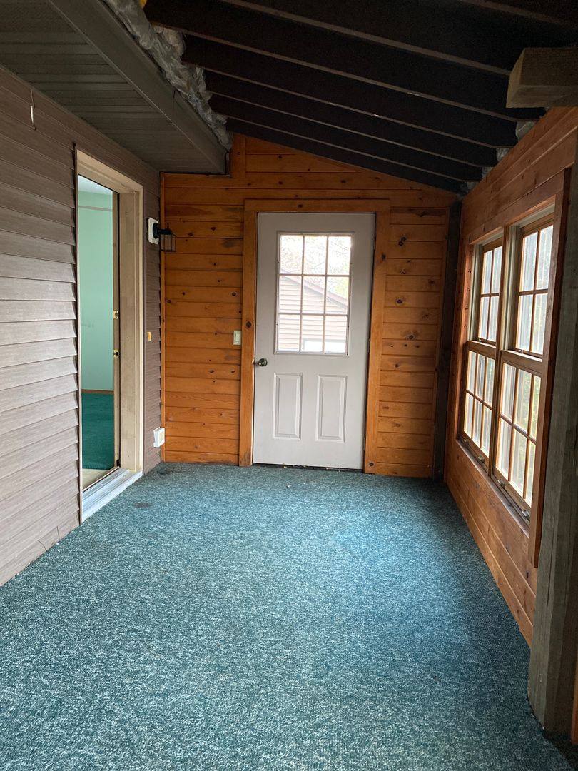 Apartment for rent at 1223-1225 Elgin Ave, Janesville, WI 53548