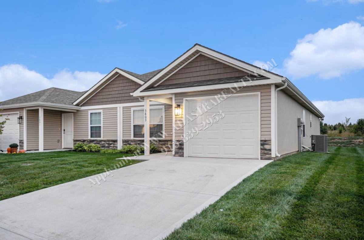 House for rent at 3900 NW 93rd St, Kansas City, MO 64154