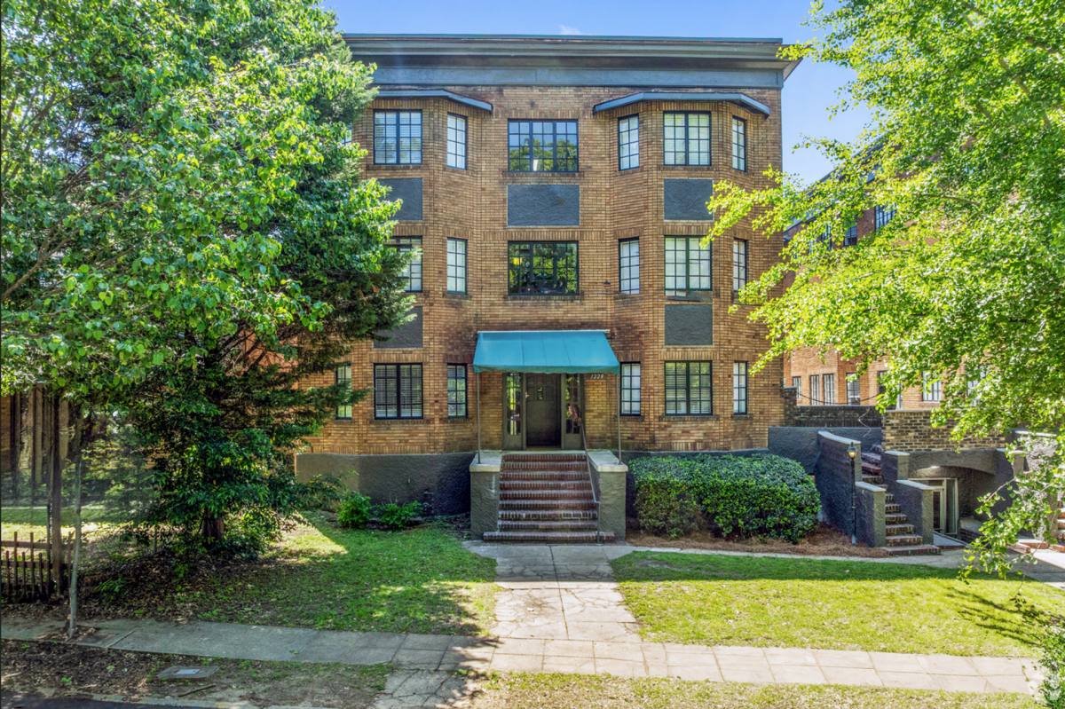 Apartment for rent at 1226-1228 29th St S, Birmingham, AL 35205