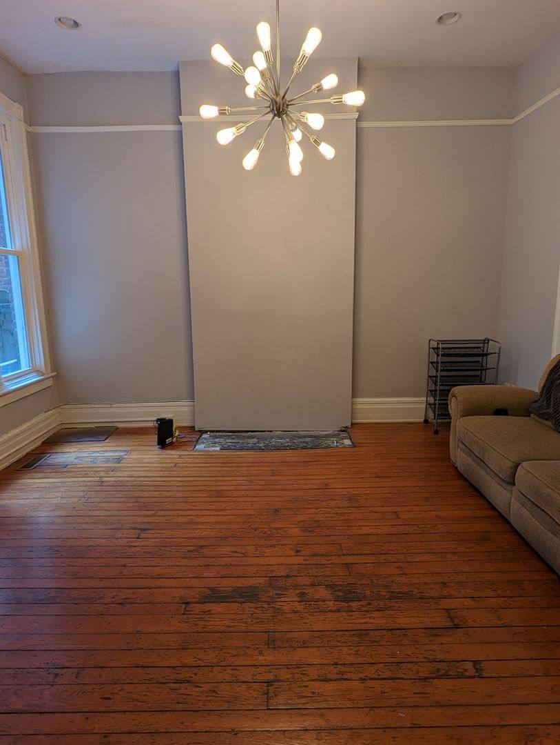 Apartment for rent at 1609 W Grace St, Richmond, VA 23220
